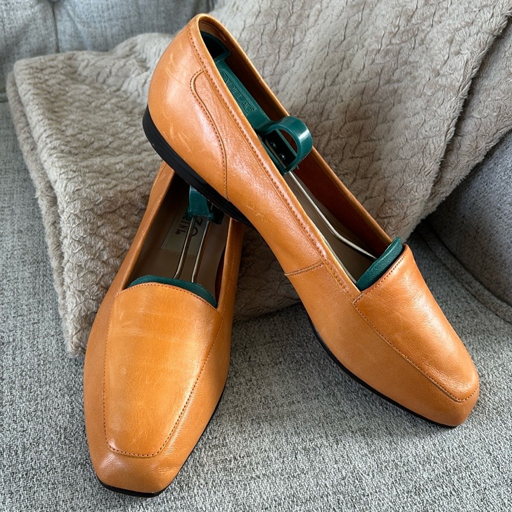 Enzo Angiolini Leather Flats  Size 7.5
